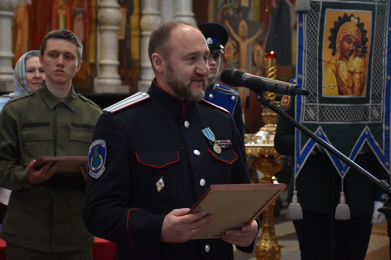 Поздравление с днем войска от выпускника АГиКС С.Н. Юрченко