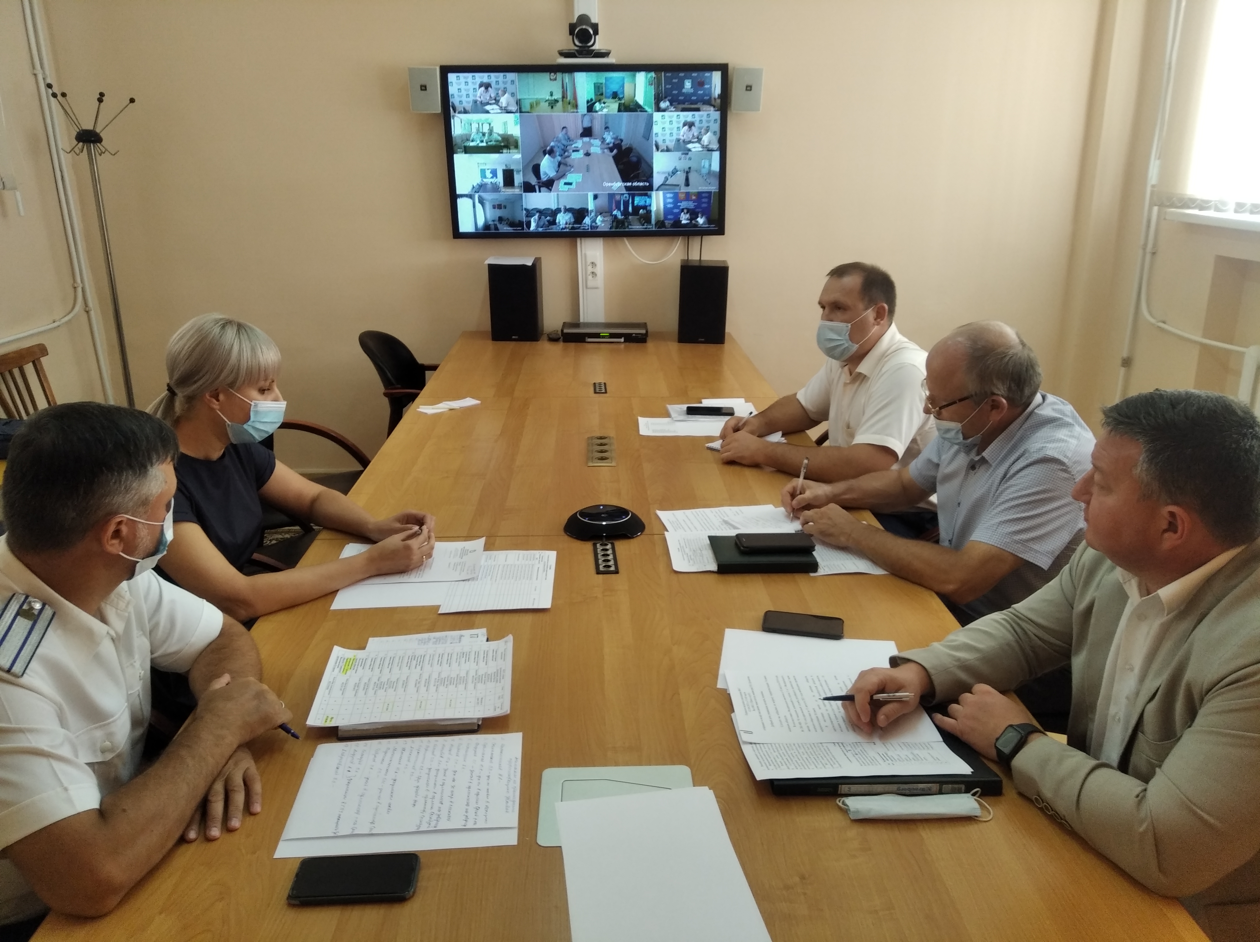 Жить по уставу: Перерегистрация казачьих обществ Первого отдела ОКВ близится к завершению.