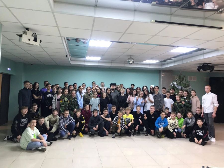 Казачата Оренбуржья встретили Новый год в профильной лагерной смене