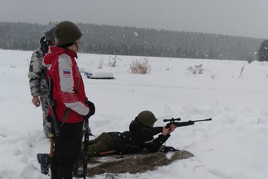 В Свердловской области казаки провели для воспитанников зимние военно-полевые сборы