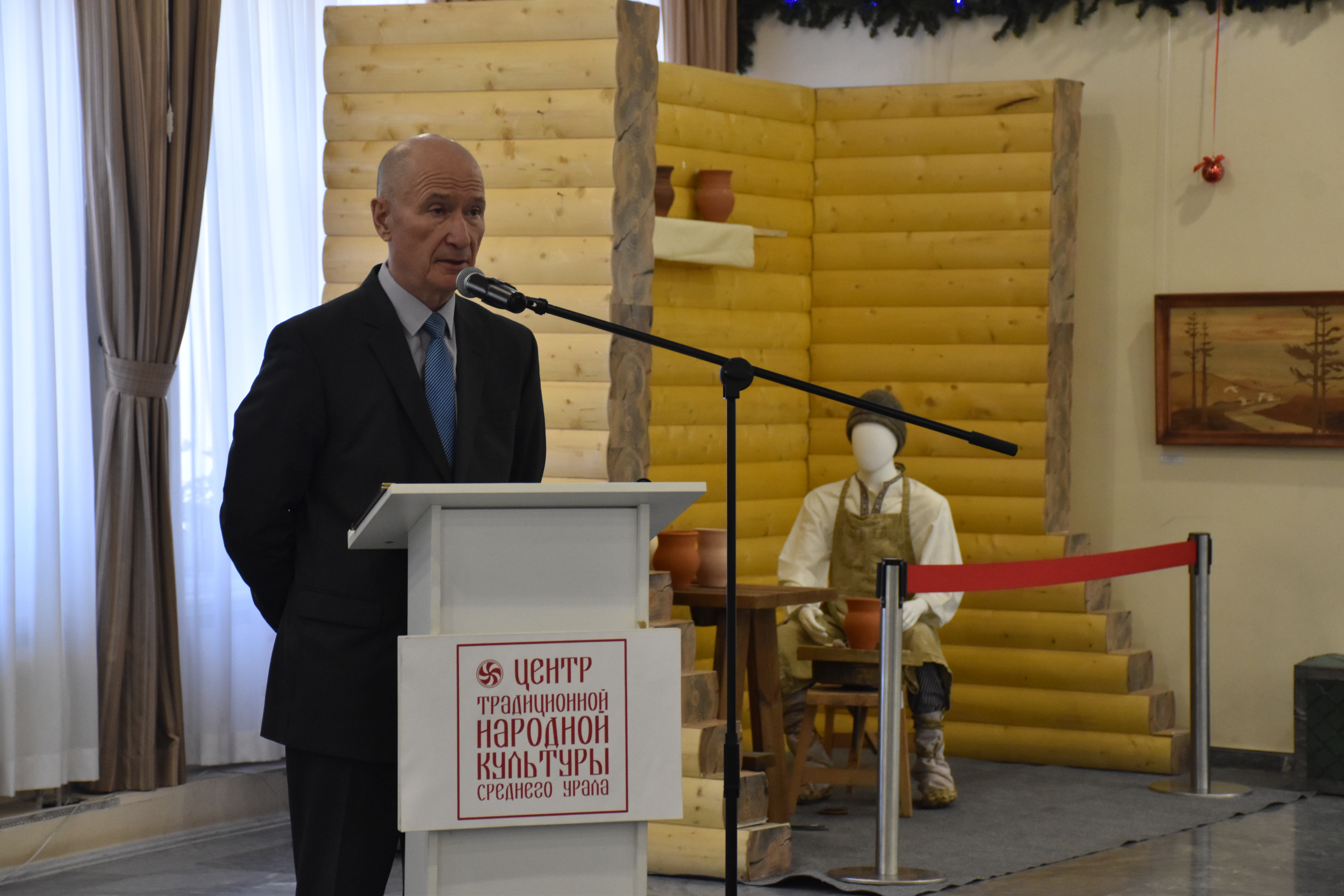 В Екатеринбурге состоялся семинар, посвященный истории и культуре оренбургских казаков