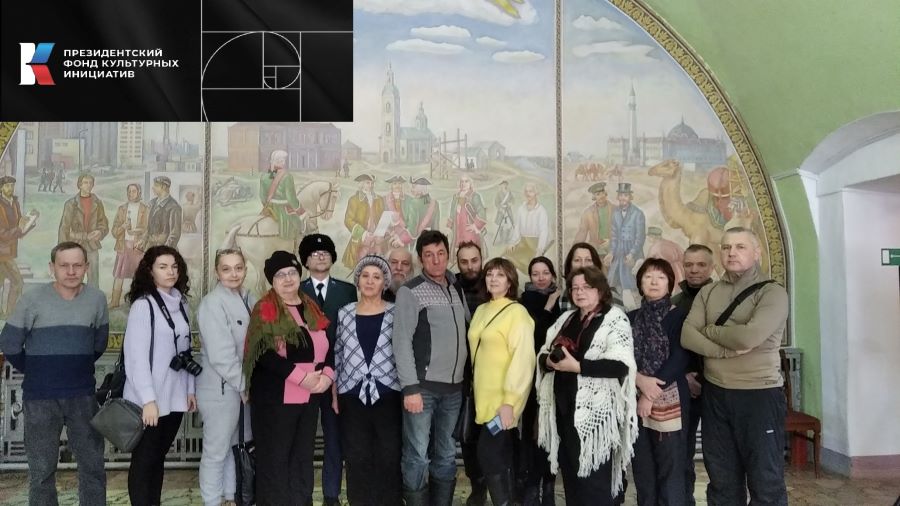 Жители Оренбурга посетили новую выставку о казачестве 