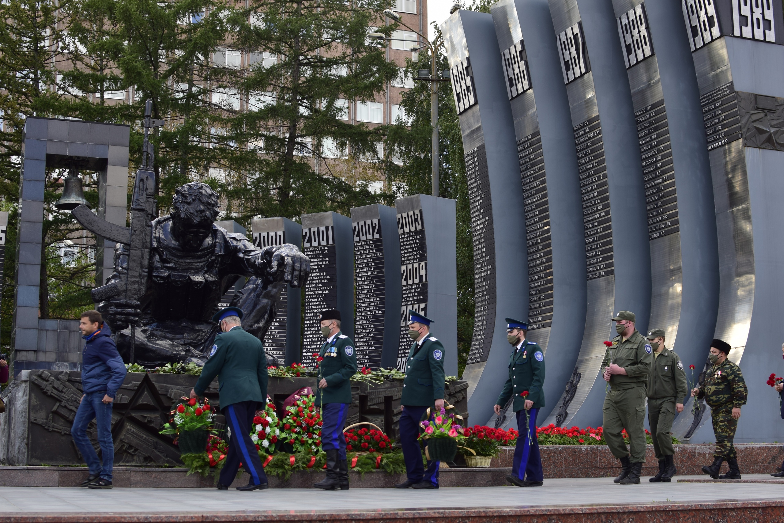 Представители Оренбургского казачества почтили память жертв терактов