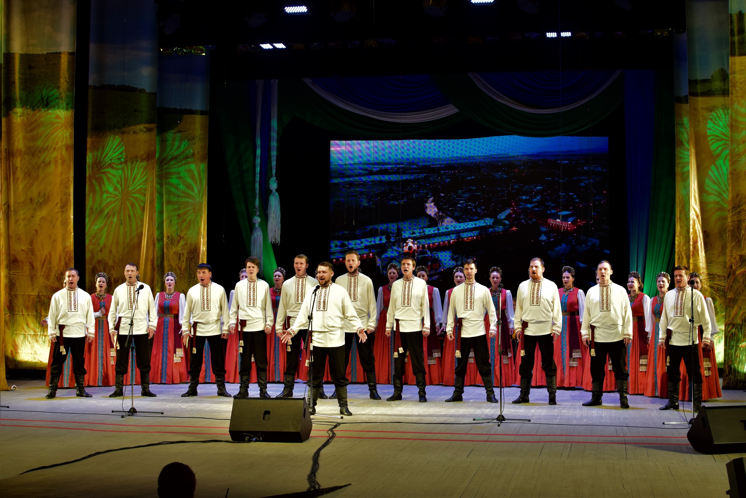 В Екатеринбурге казаки отметили Покров Пресвятой Богородицы фестивалем «Казачья доблесть. Следуя традициям» 