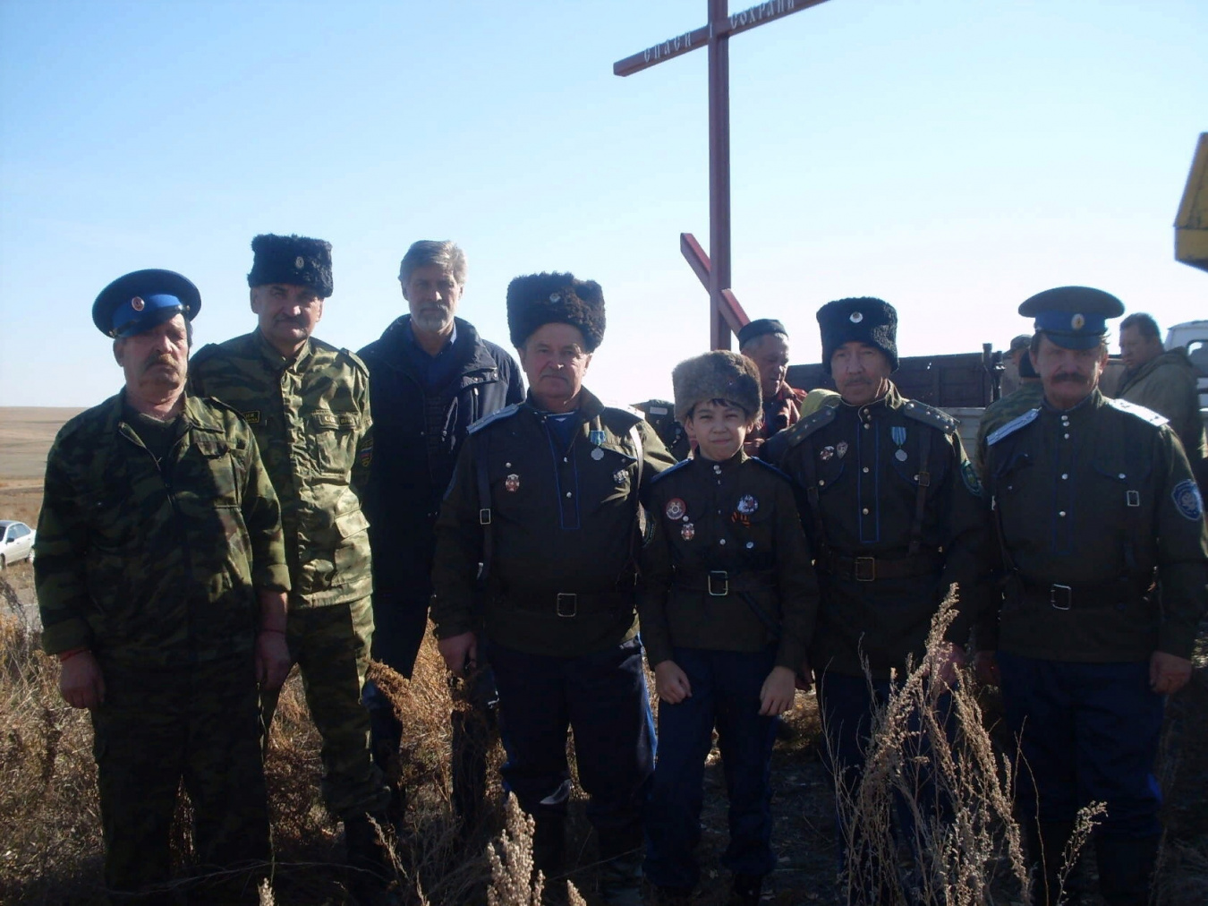 В Челябинской области казаки присутствовали на освящении поклонных крестов