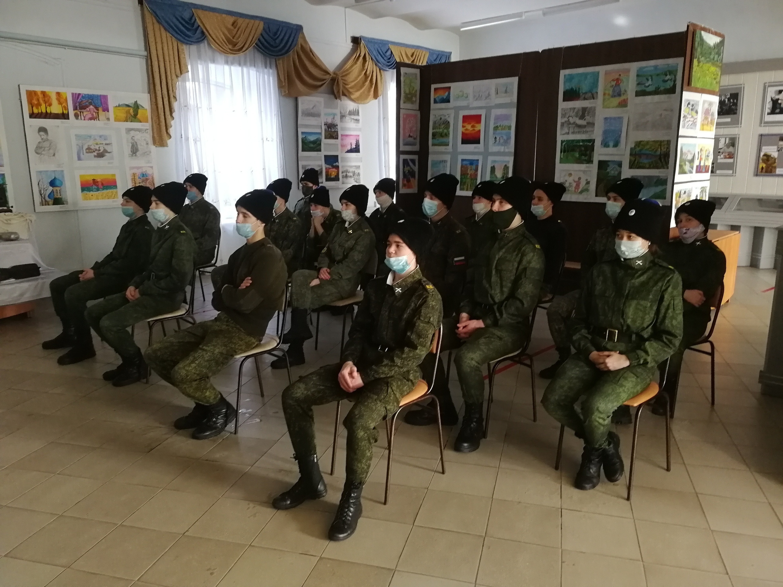 Верхнеуральские кадеты посетили мероприятие, посвященное блокаде Ленинграда Верхнеуральские кадеты посетили мероприятие, посвященное блокаде Ленинграда