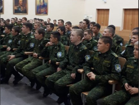 Богдановические кадеты встретились с сотрудниками ОМВД и прокуратуры