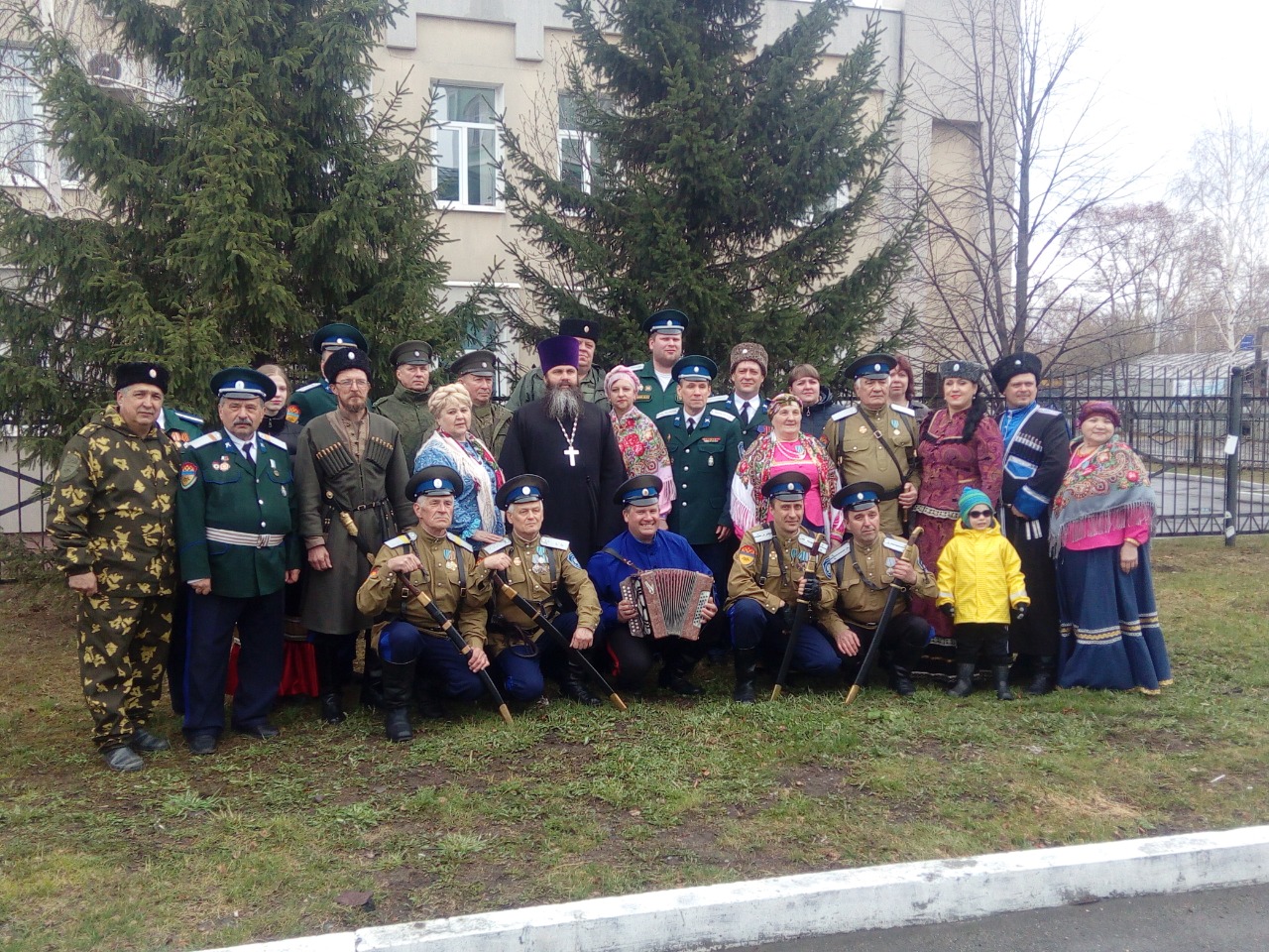 В Нижнем Тагиле прошел фестиваль «Как казаки с праздником Светлой Пасхи поздравляют»