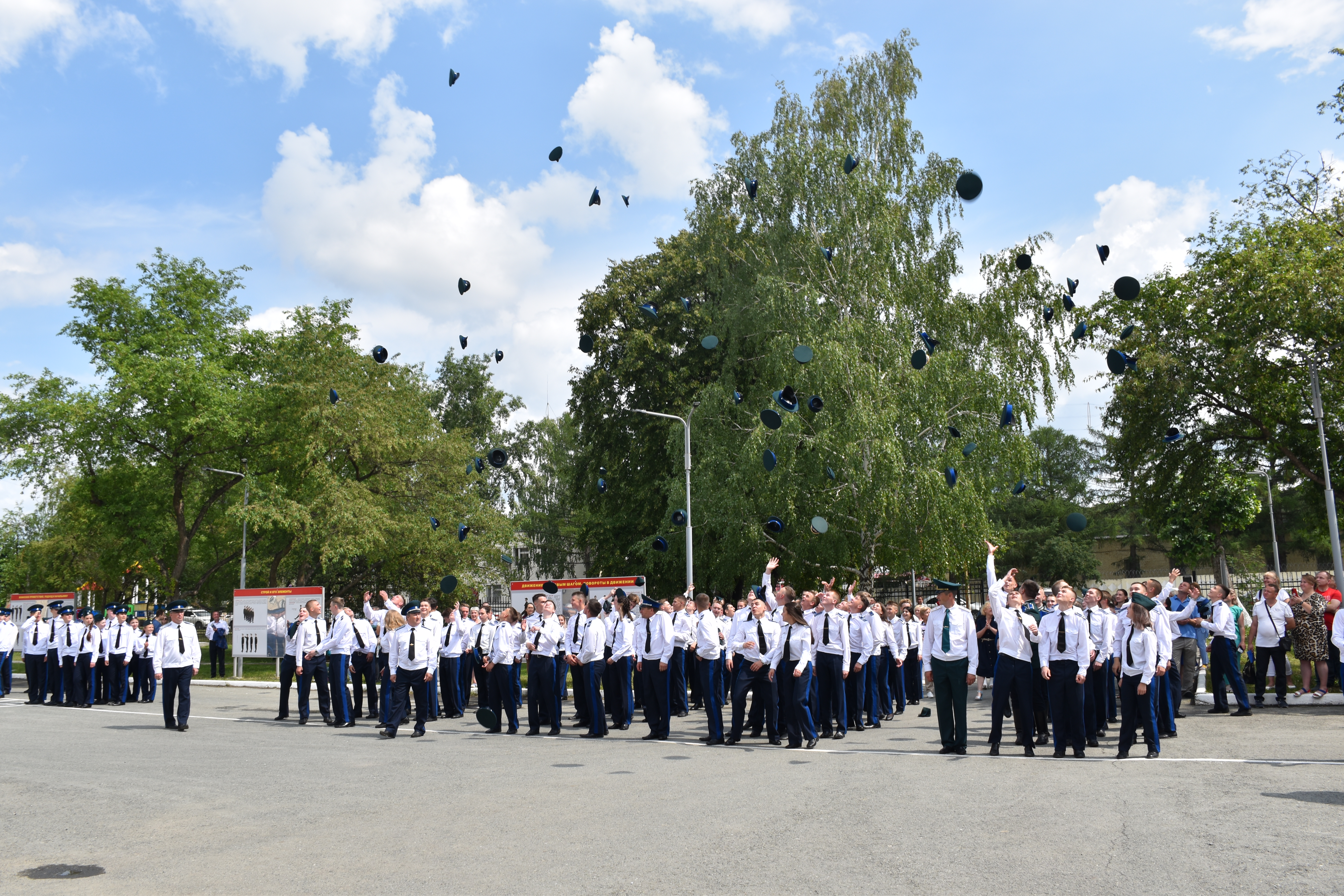Выпускники Екатеринбургского кадетского корпуса получили аттестаты о среднем образовании