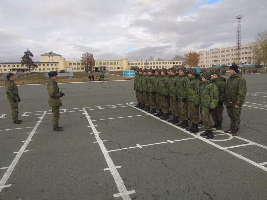 Казачата из Второго отдела посетили Чебаркульский гарнизон 