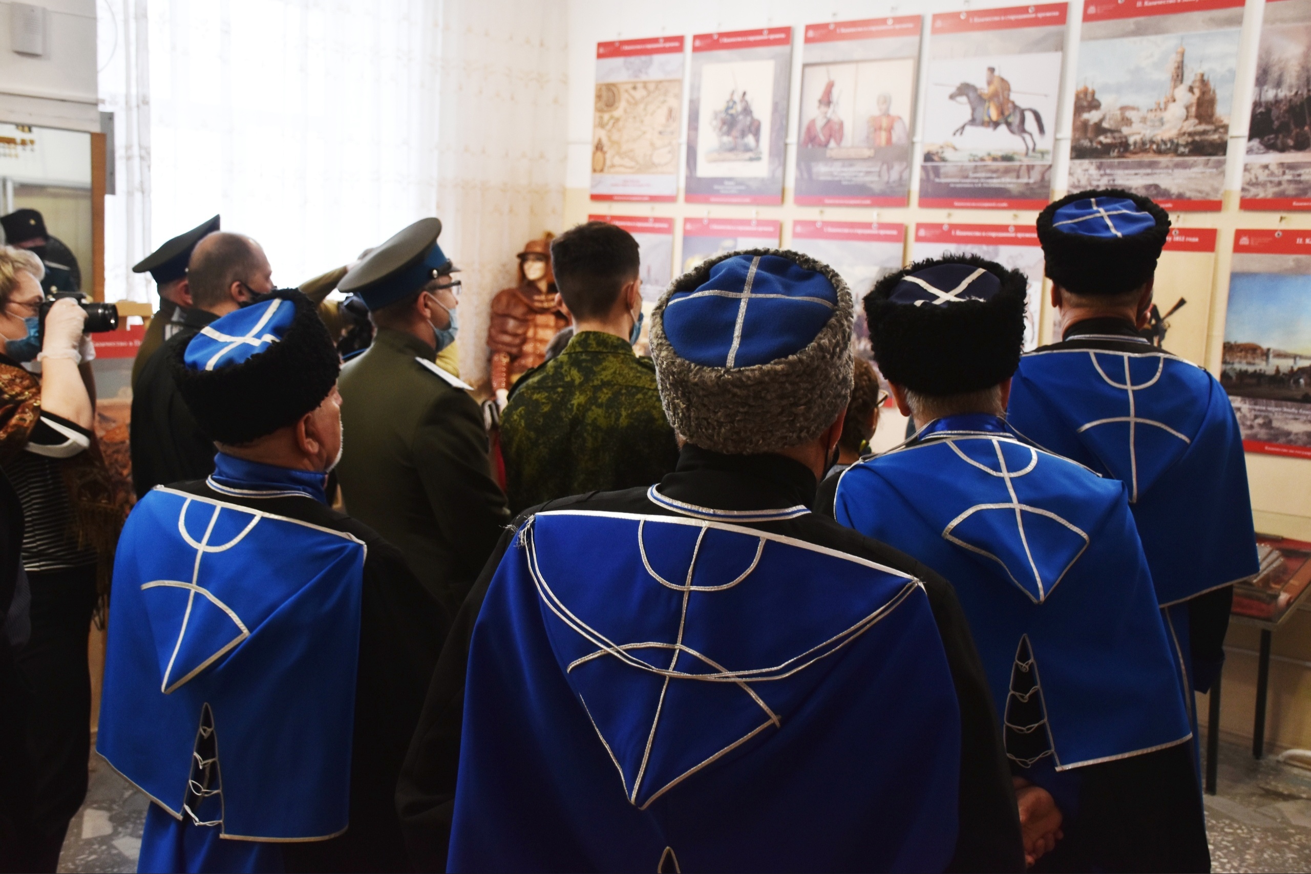 В Богдановиче состоялось торжественное открытие выставки «Казачество на государевой службе»