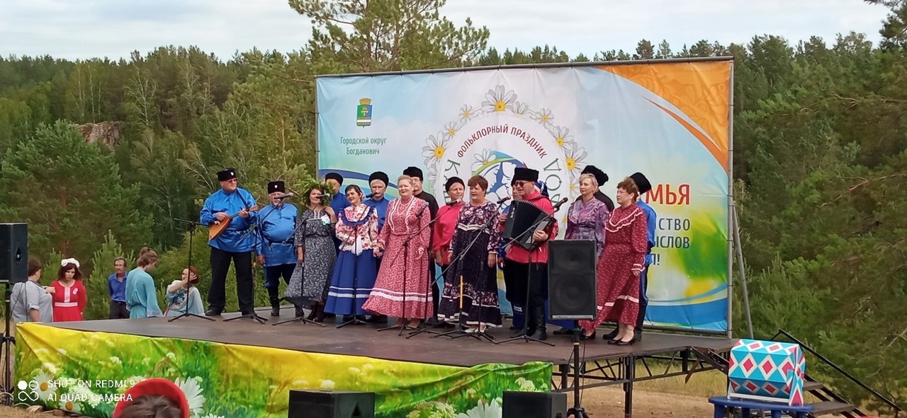 Видео: казаки Богдановича присоединились к народным гуляниям