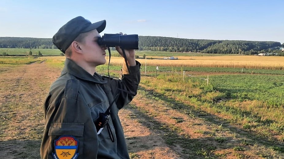 Казаки Оренбургского казачьего войска несут службу по охране полей в Свердловской области