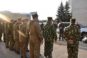 Атаман В.И. Романов напутствовал казаков-добровольцев перед отправкой в Донбасс