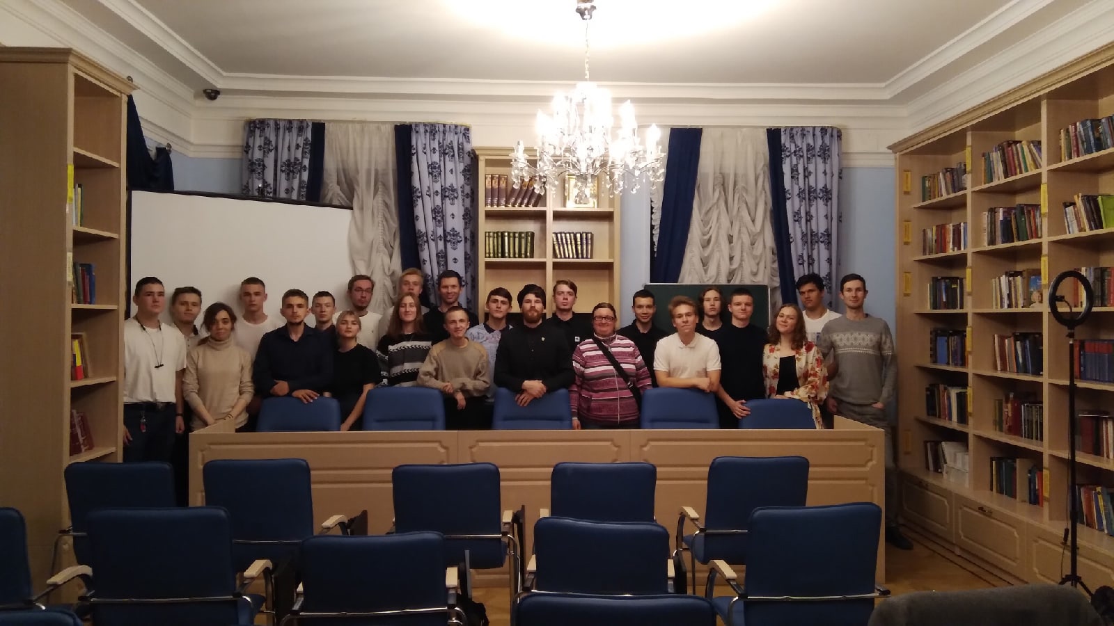 Лидер казачьей молодежи прочел лекцию о семейных ценностях