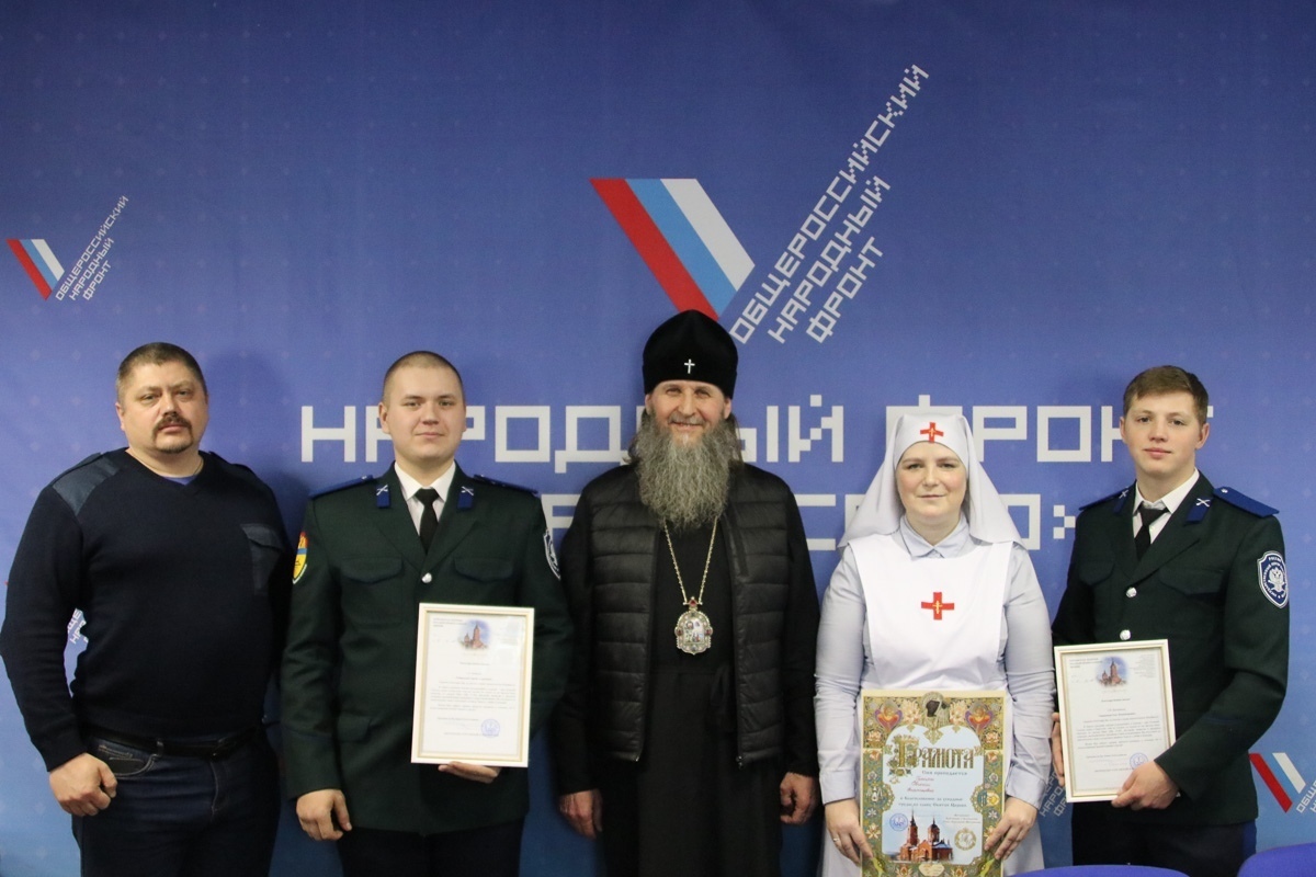 Митрополит Даниил вручил награды казакам-волонтерам акции «МыВместе»