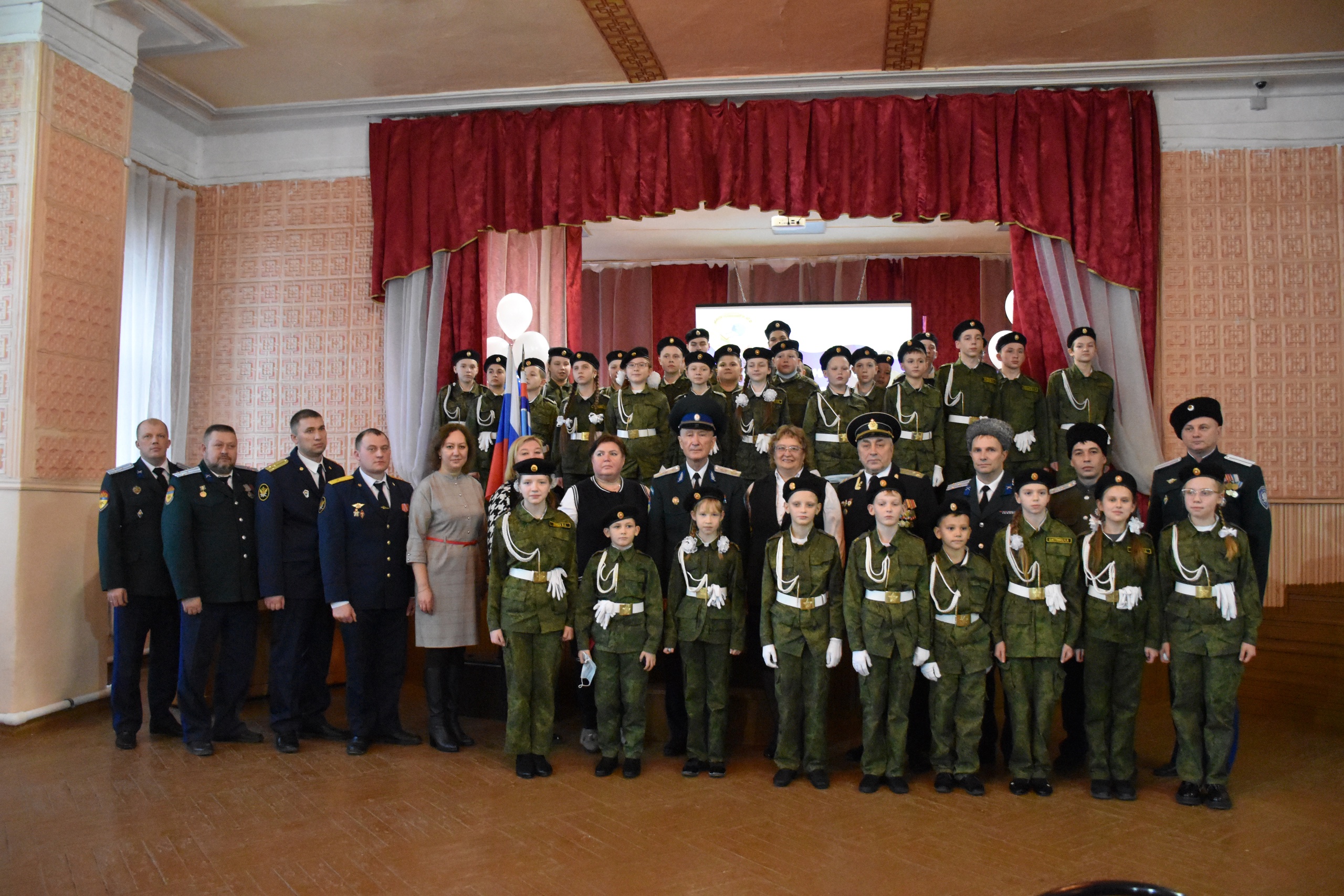 В Камышлове состоялось посвящение в кадеты 