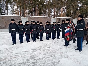 Екатеринбургские кадеты приняли участие в мероприятиях, посвященных годовщине снятия блокады Ленинграда