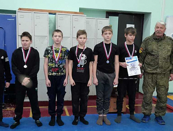 В Камышловском районе прошли казачьи спортивные игры для детей