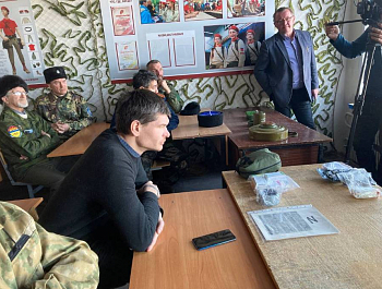 В Гае прошел военно-учебный сбор казаков Восточного юрта