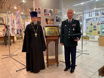 В Екатеринбурге открылась выставка, посвященная возрождению 200-летнего собора в Камышлове
